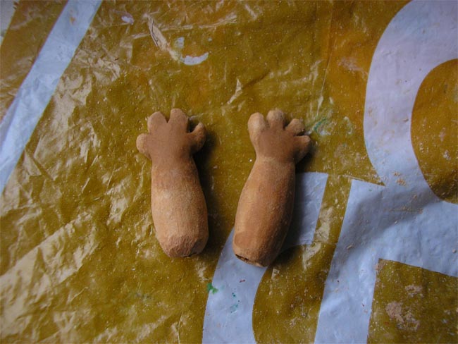 figurine panda en cours de fabrication